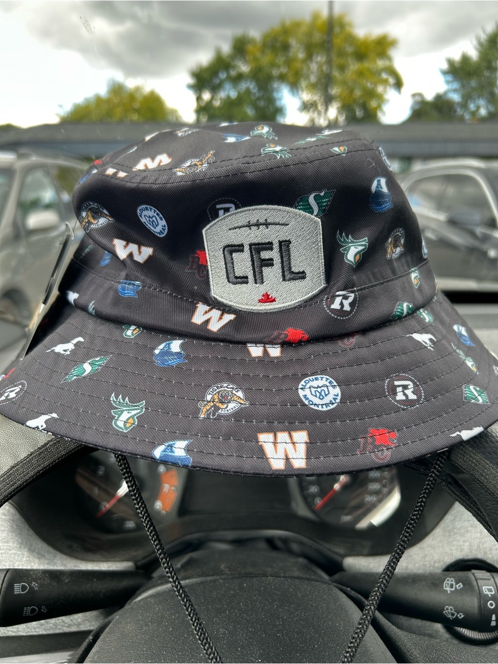 Brand new with tags  Black Logo Bucket Hat - Official Canadian Football League